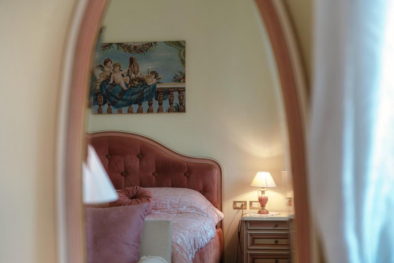Charming & Luxury Villa Como Lake Экстерьер фото